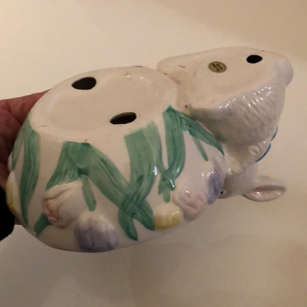 ⭐️Host Pick⭐️- Ceramic bowl with bunny - Picture 14 of 16